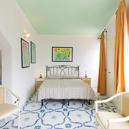 Hotel Villa Bianca Forio  Bagian luar foto