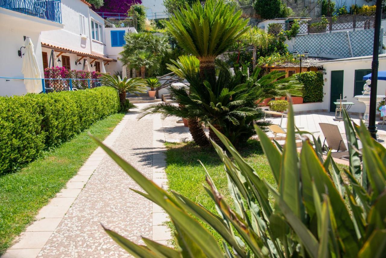 Hotel Villa Bianca Forio  Bagian luar foto