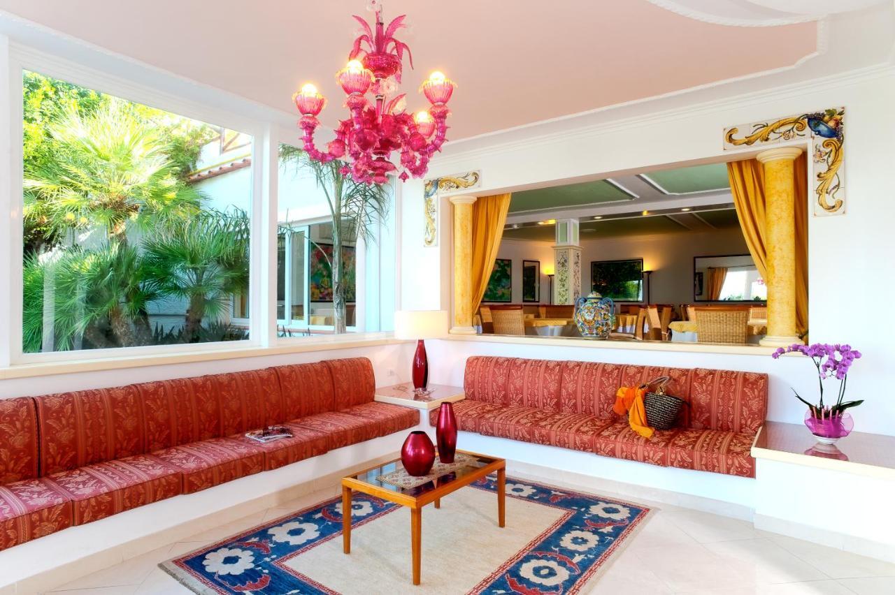 Hotel Villa Bianca Forio  Bagian luar foto